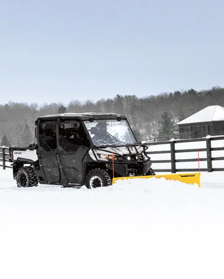 canam-Defender-plow1.webp