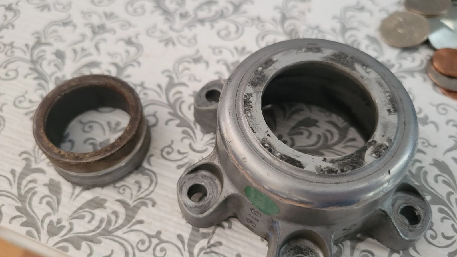 Cover_bearing sleeve.webp
