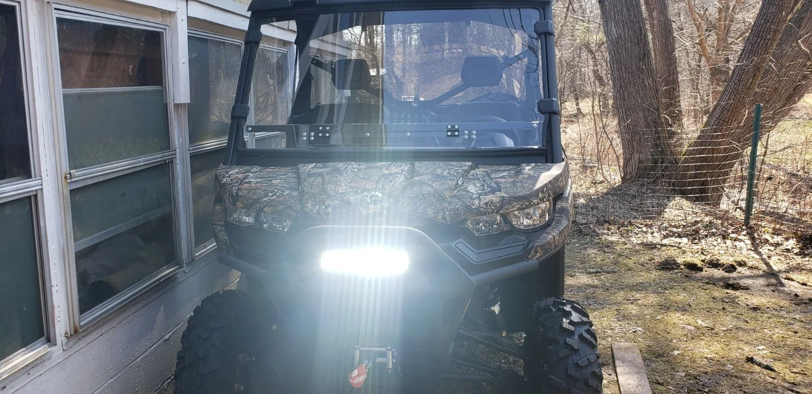 defender light 2.webp