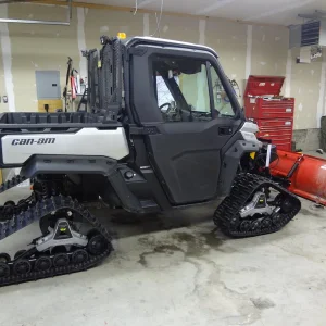 Defender Tracks and plow 001.webp