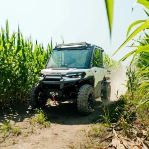 2026-can-am-defender7.webp