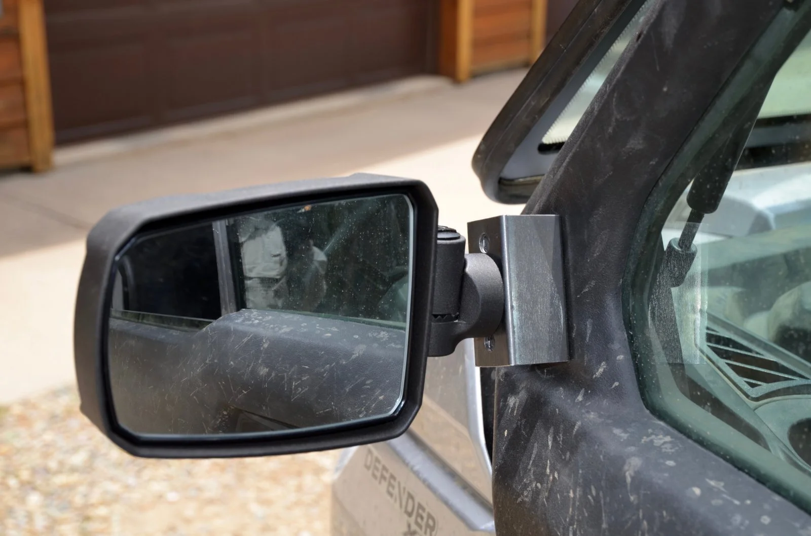 SeizmikMirroronDefenderFRM.webp
